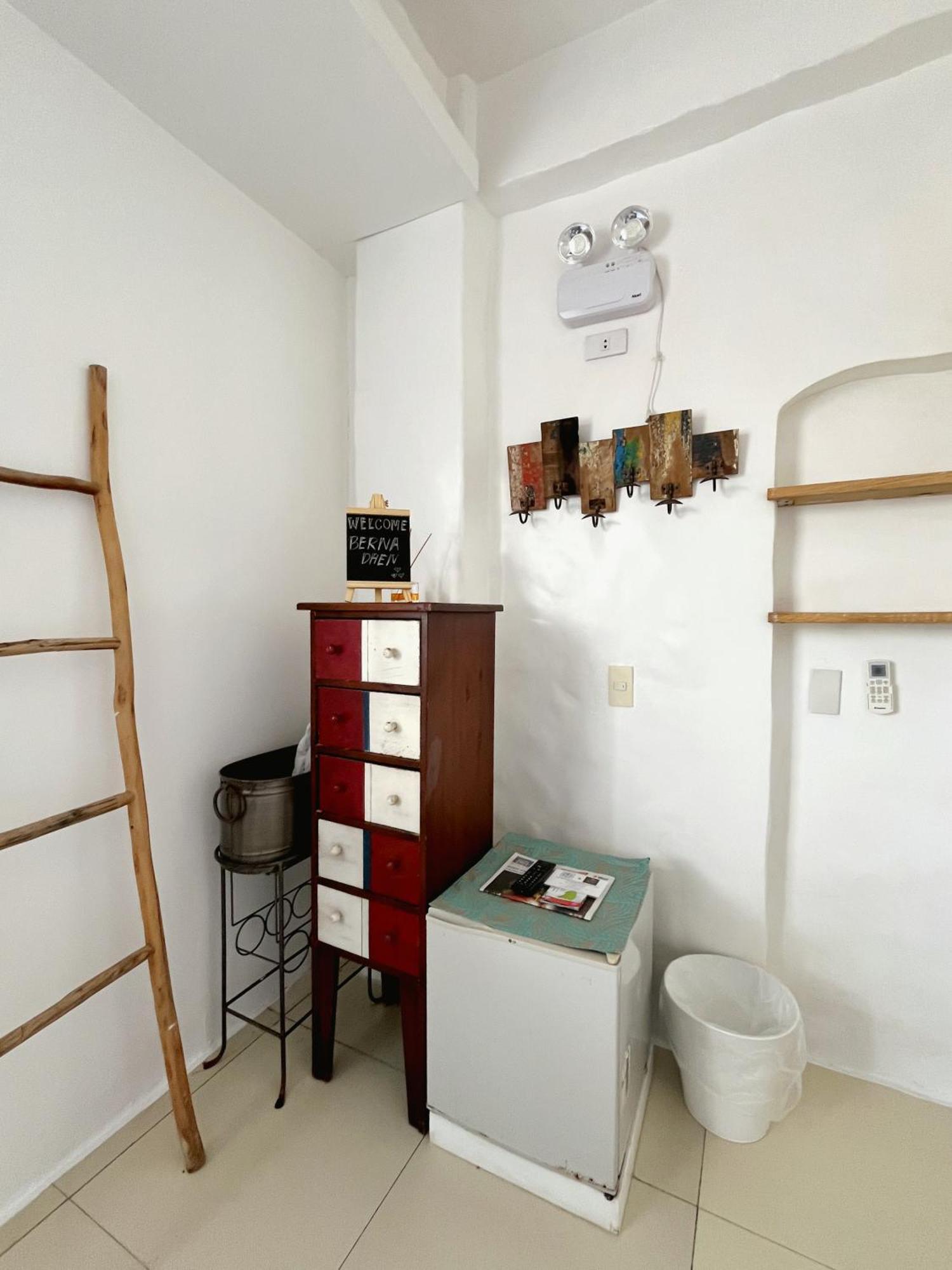Lugar Bonito Hotel Balabag  Bagian luar foto