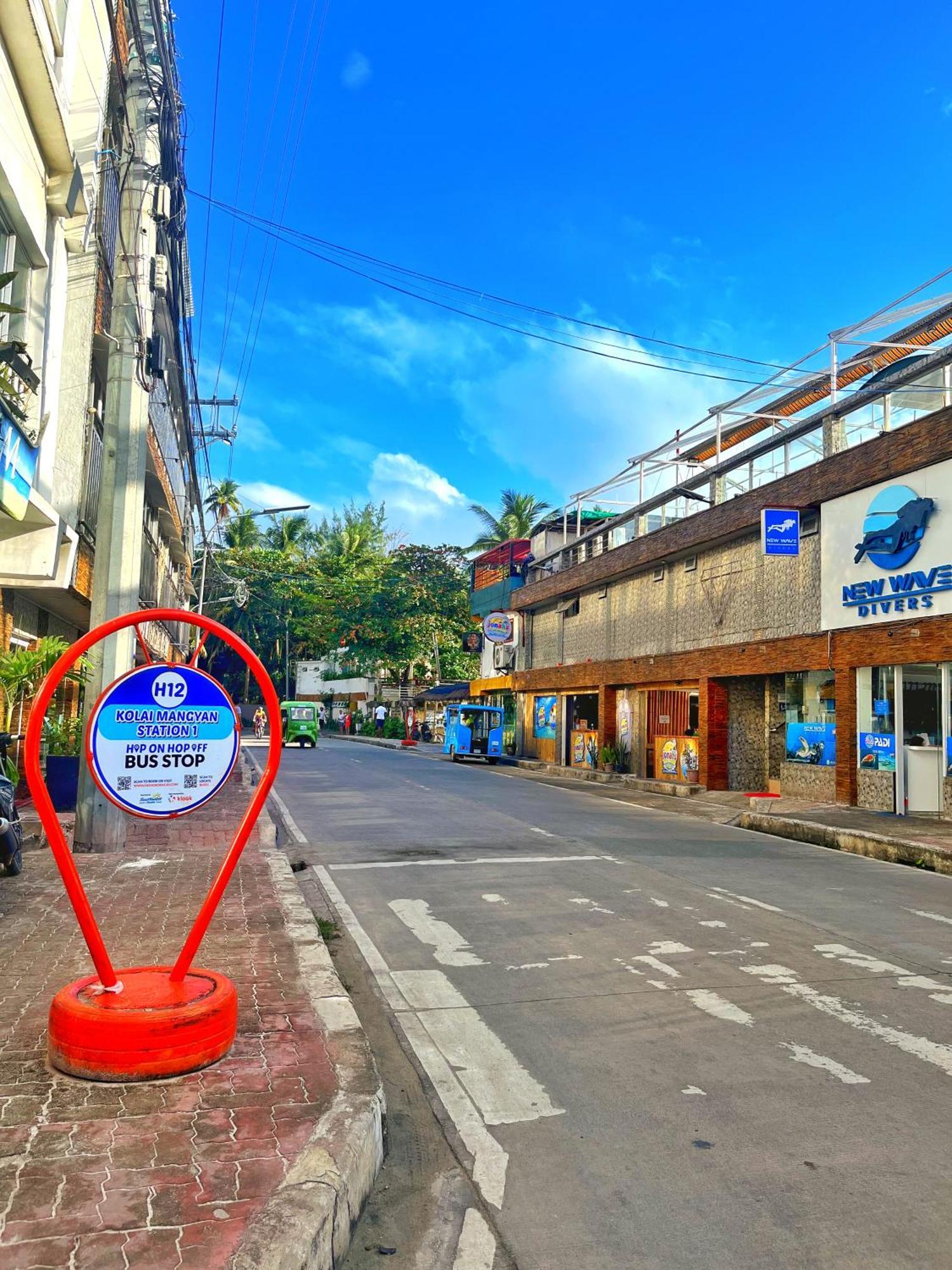Lugar Bonito Hotel Balabag  Bagian luar foto