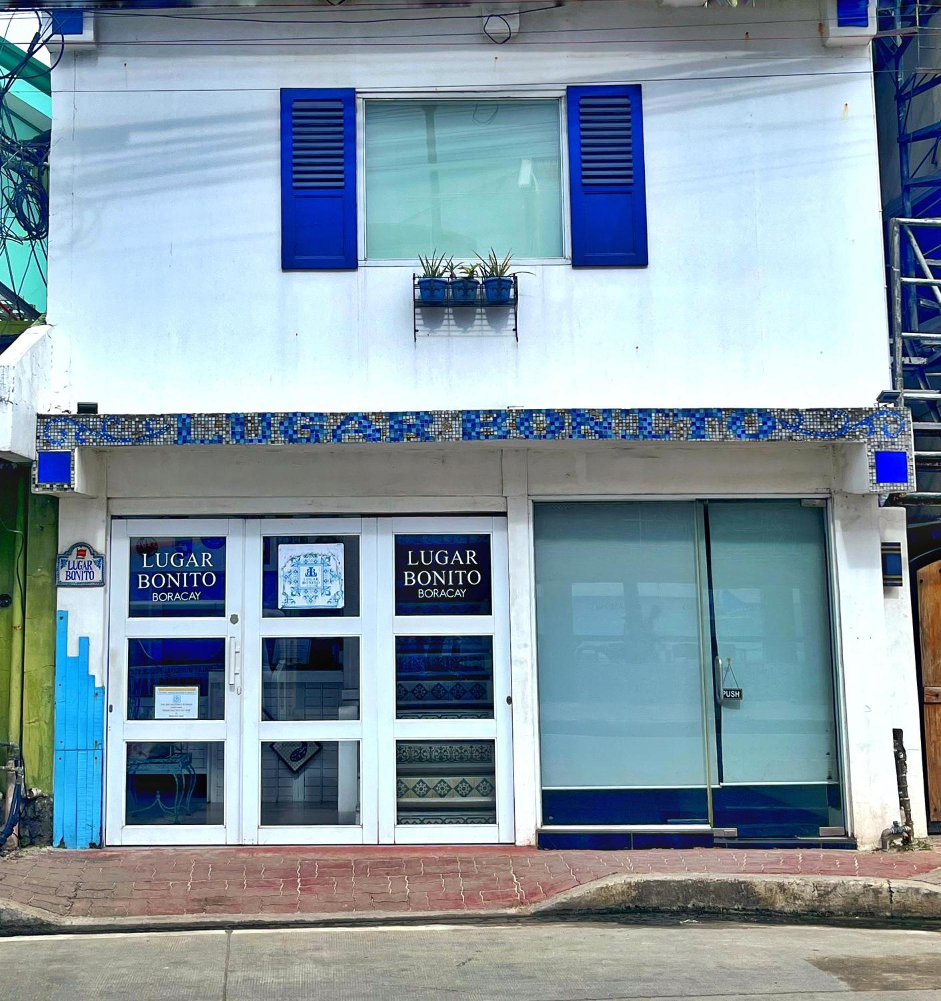 Lugar Bonito Hotel Balabag  Bagian luar foto